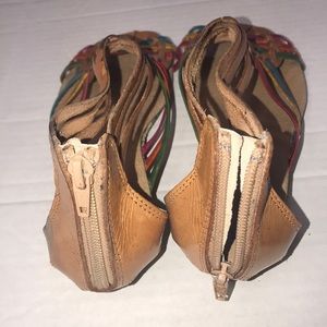 new huaraches with zipper